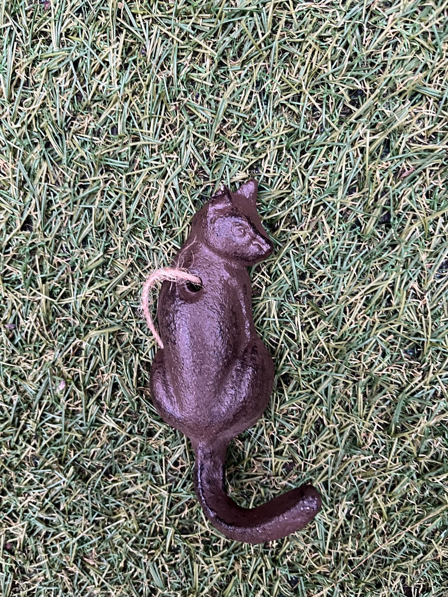 Handgemaakt gietijzeren ophanghaakje kat